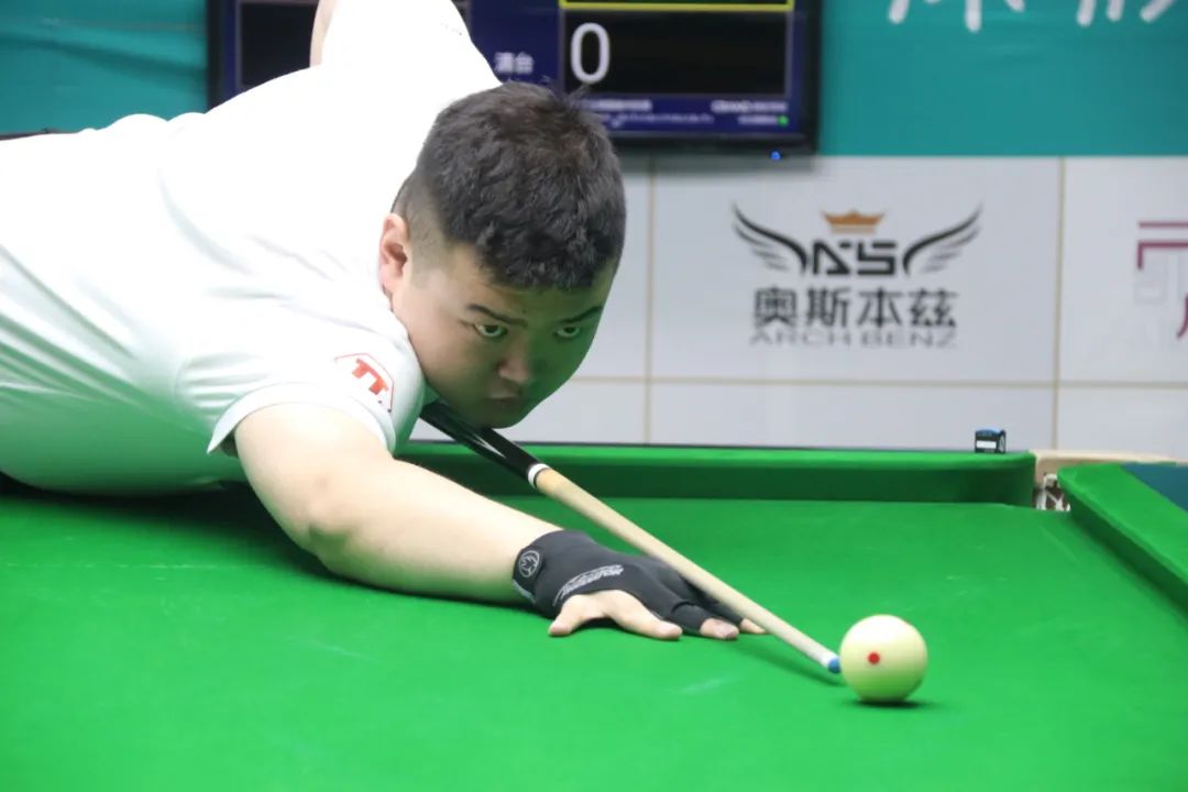 家队球员罗 家队球员罗