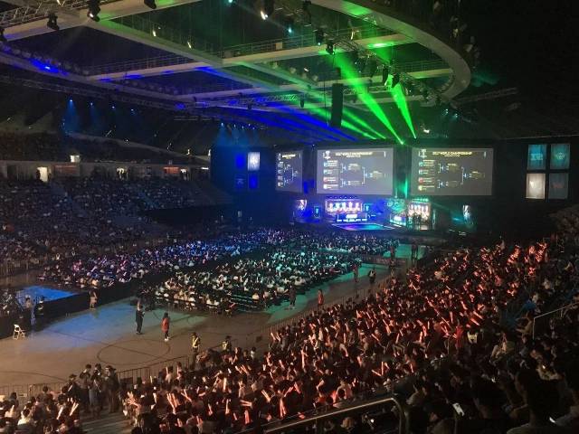 霍华德的履 霍华德的履